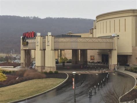 777 hollywood blvd grantville pa 17028|Iba pa.